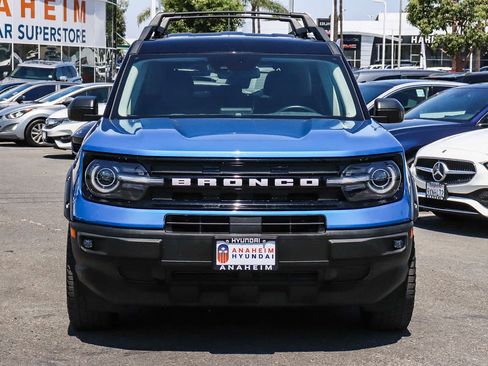 Used 2022 Ford Bronco Sport Outer Banks w/ Tech Package AWD/4WD image 2