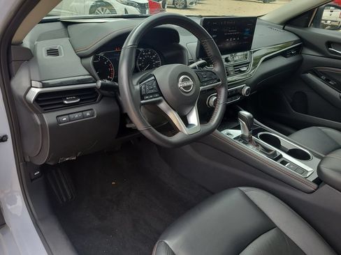 Certified 2023 Nissan Altima 2.5 SR w/ SR Premium Package AWD/4WD image 15