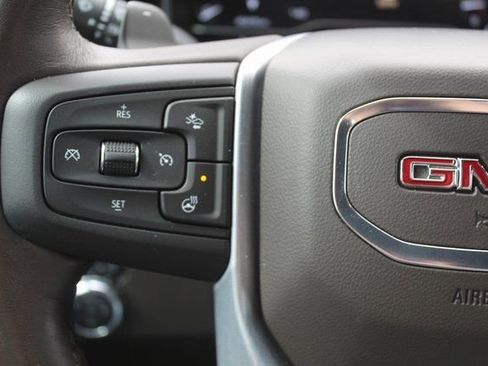 Used 2023 GMC Sierra 1500 SLT image 24