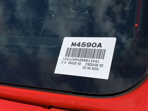 Used 2023 Jeep Wrangler Unlimited Sahara w/ Cold Weather Group image 38