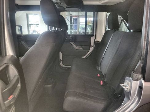 Used 2017 Jeep Wrangler Unlimited Sport w/ Quick Order Package 24S AWD/4WD image 21