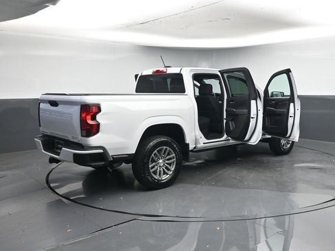 Used 2024 Chevrolet Colorado LT image 47