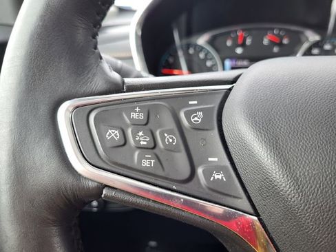 Used 2018 Chevrolet Equinox Premier image 22