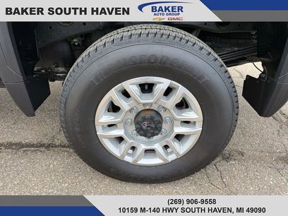 New 2026 GMC Sierra 2500 Pro w/ 1SA Pro Safety Plus Package