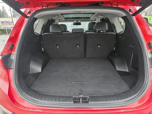 Used 2020 Hyundai Santa Fe Limited w/ Cargo Package image 12