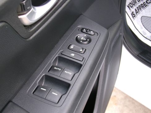 Certified 2023 Honda CR-V EX image 12