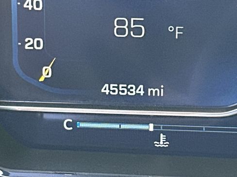 Used 2024 Chevrolet Silverado 1500 LT Trail Boss w/ Convenience Package II image 28