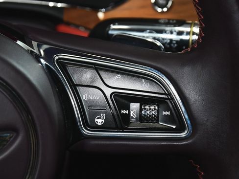 Used 2021 Bentley Continental GT image 35