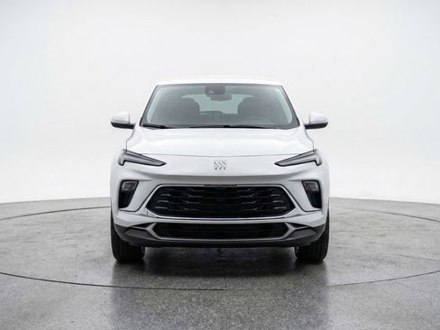 Used 2025 Buick Encore GX Preferred image 2