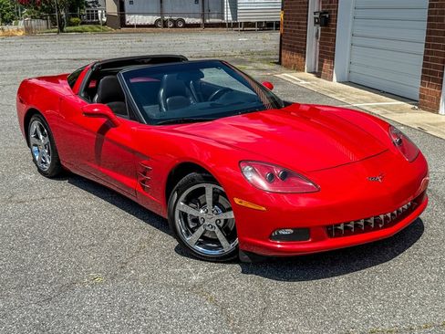 Used 2009 Chevrolet Corvette Coupe w/ Preferred Equipment Group RWD image 29