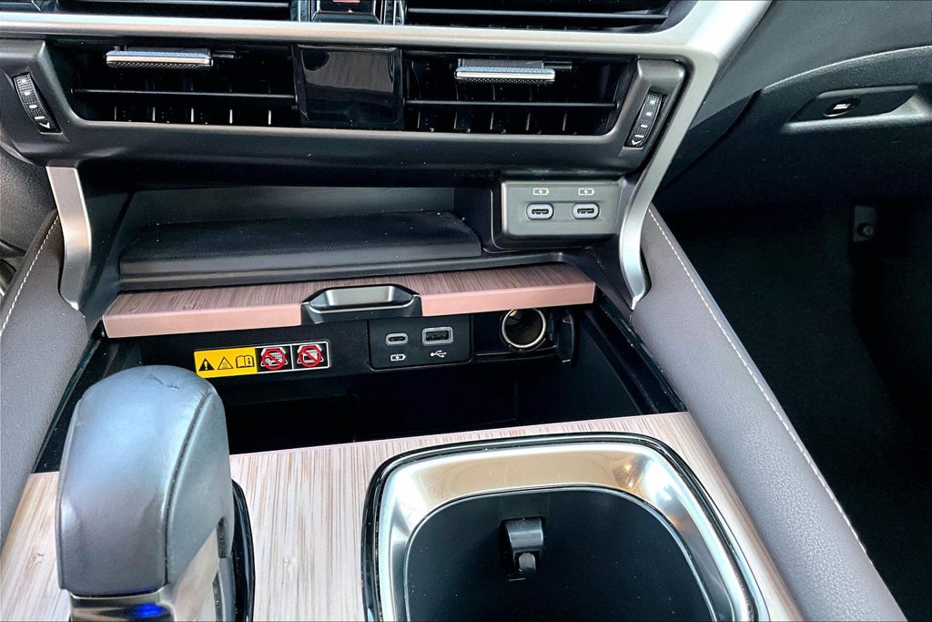Used 2024 Lexus RX 350 Premium w/ Accessory Package (A2) FWD image 25