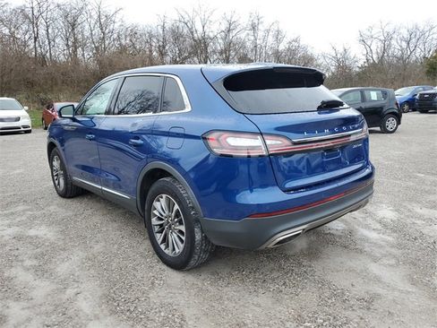 Used 2020 Lincoln Nautilus Premier w/ Equipment Group 101A image 6