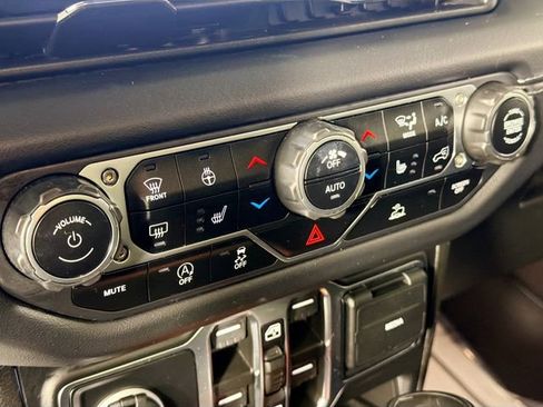 Used 2024 Jeep Wrangler Sahara w/ Technology Group image 16