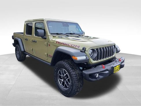 New 2026 Jeep Gladiator Rubicon w/ Steel Bumper Group AWD/4WD image 8