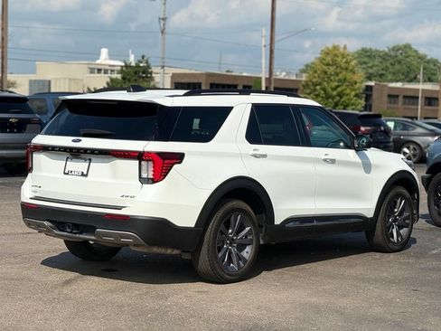 Certified 2025 Ford Explorer Active w/ Active Comfort Package AWD/4WD image 34
