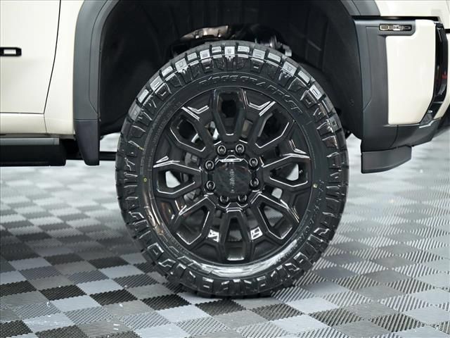 New 2026 GMC Sierra 2500 AT4 w/ AT4 Premium Plus Package AWD/4WD image 19