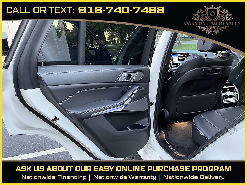 Used 2020 BMW X5 xDrive40i w/ M Sport Package AWD/4WD image 25