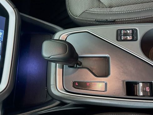 Certified 2024 Subaru Crosstrek 2.0i Premium image 16
