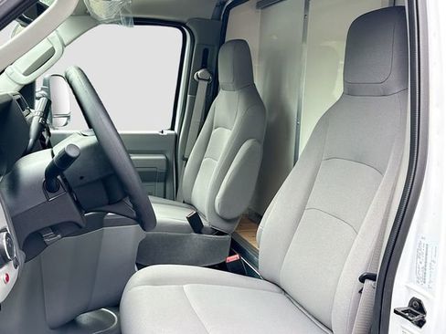 New 2026 Ford E-450 and Econoline 450 Super Duty w/ Power Equipment Group image 13