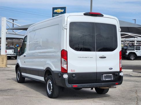 Used 2024 Ford Transit 250 148 Medium Roof w/ Load Area Protection Package image 5