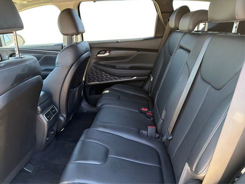 Used 2023 Hyundai Santa Fe SEL Premium image 11