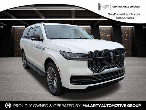 New 2026 Lincoln Navigator Reserve AWD/4WD image 1