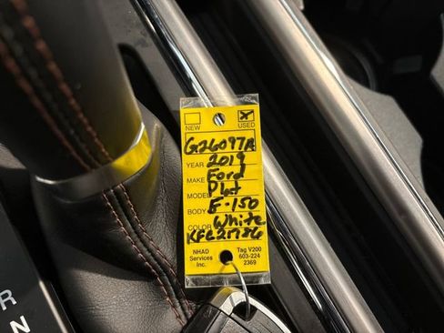 Used 2019 Ford F150 Platinum w/ Equipment Group 701A Luxury image 32