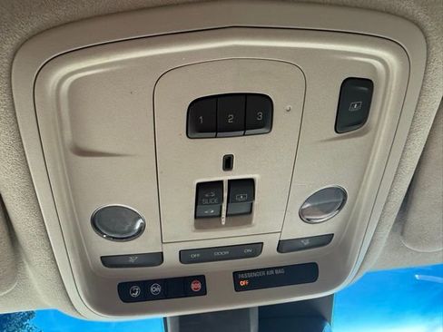 Used 2014 Cadillac XTS Platinum image 30