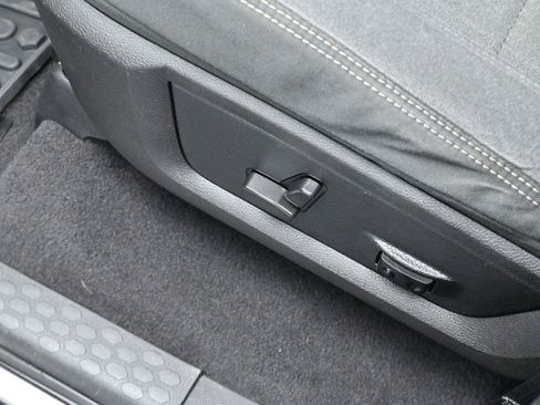 Used 2021 RAM 1500 Classic Warlock w/ Luxury Group image 13