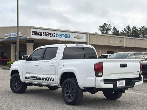 Used 2023 Toyota Tacoma SR5 w/ Technology Package RWD image 13