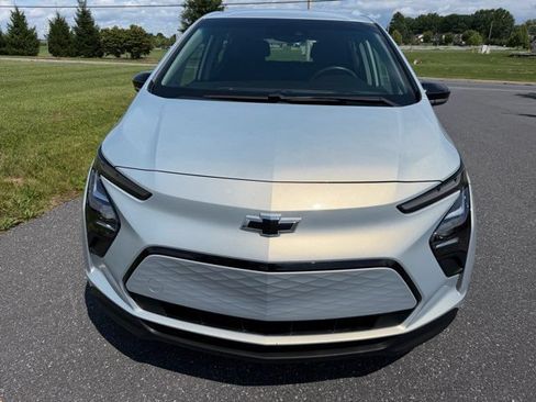 Used 2023 Chevrolet Bolt LT w/ Driver Confidence Package FWD image 4