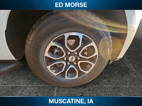 Used 2024 Ford Expedition Max XLT image 12