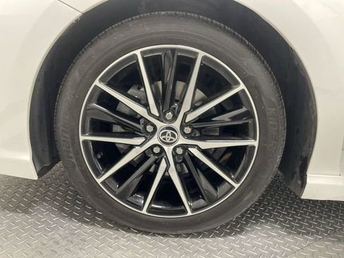 Used 2023 Toyota Camry SE w/ Cold Weather Package AWD/4WD image 10