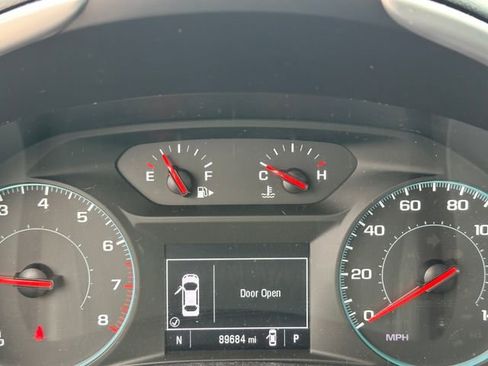 Used 2022 Chevrolet Malibu LT image 24