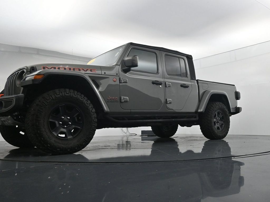 Used 2021 Jeep Gladiator Mojave AWD/4WD image 34
