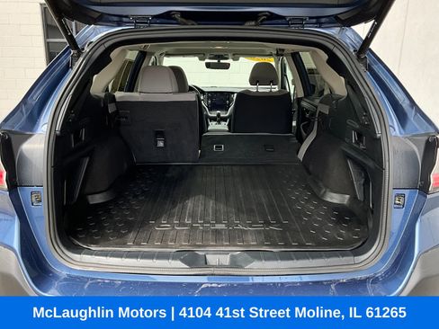 Used 2020 Subaru Outback Premium image 12