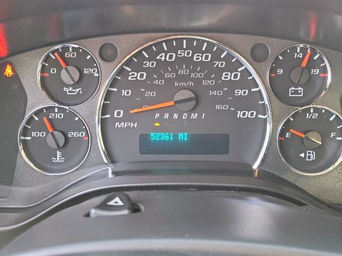 Used 2020 GMC Savana 2500 Extended w/ Driver Convenience Package image 23