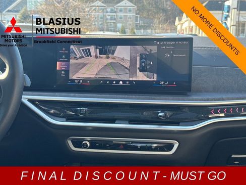 Used 2024 BMW X5 xDrive40i w/ Premium Package image 27