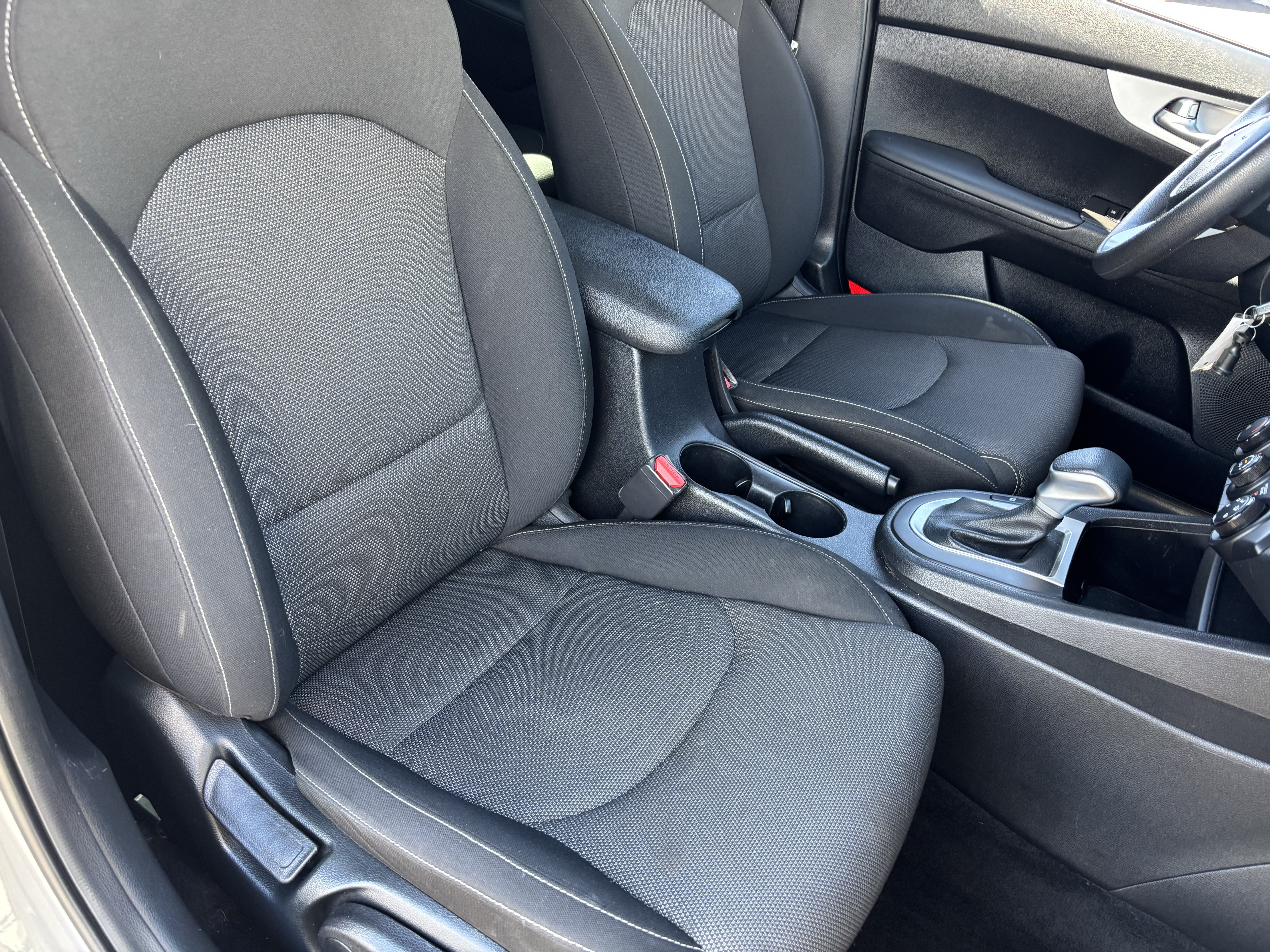 Certified 2024 Kia Forte LXS FWD image 8