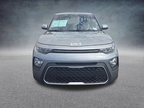 Used 2022 Kia Soul LX w/ Technology Package FWD image 9