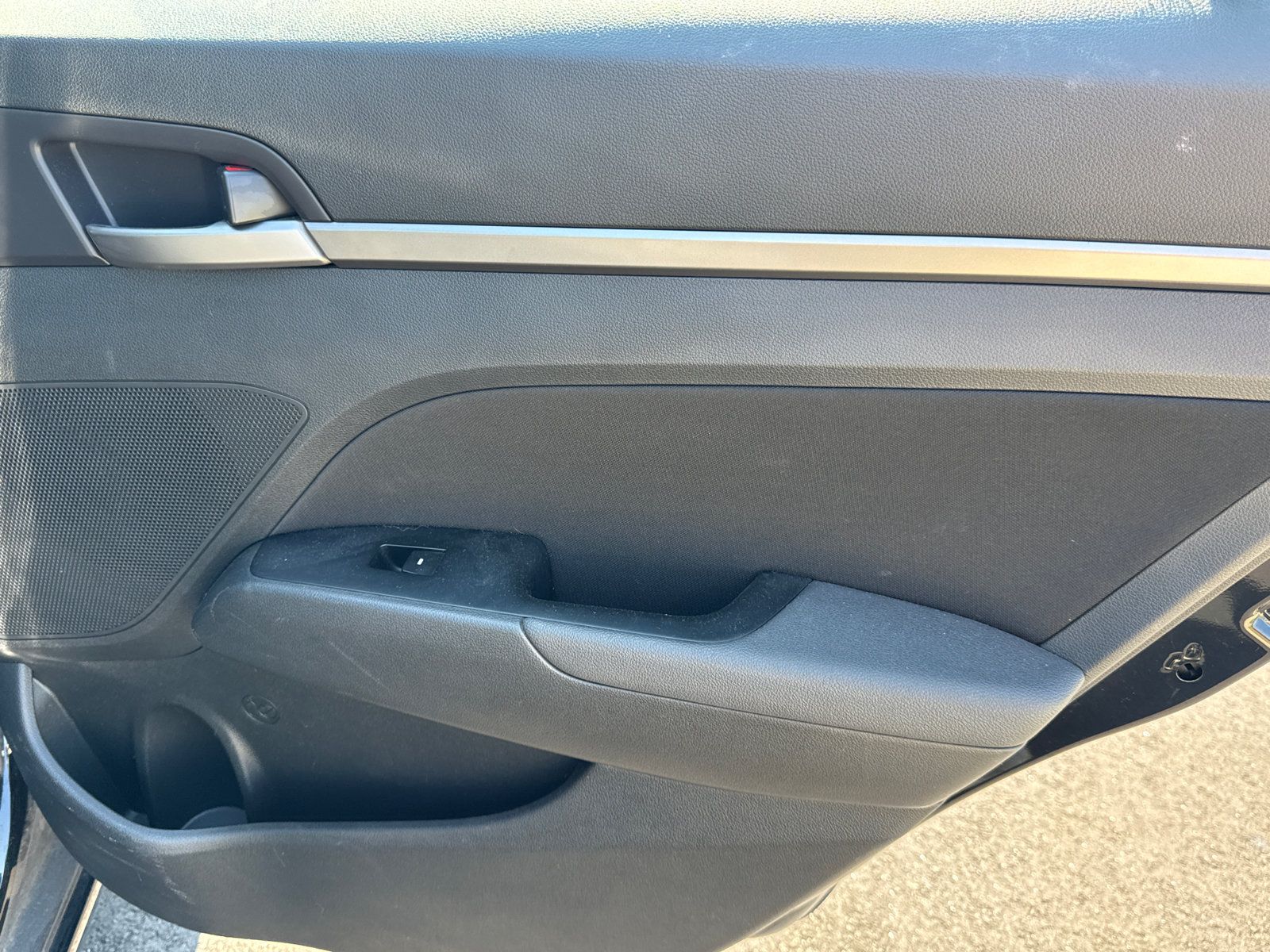 Used 2018 Hyundai Elantra SEL FWD image 16