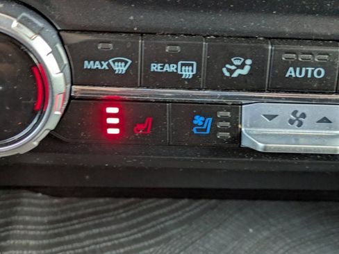 Used 2023 Ford F150 Platinum w/ Equipment Group 701A High image 33