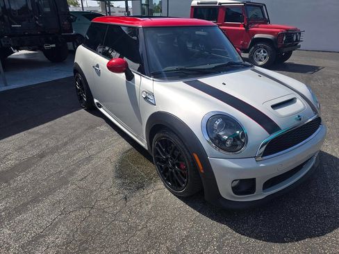 Used 2012 MINI Cooper John Cooper Works w/ Technology Pkg FWD image 1