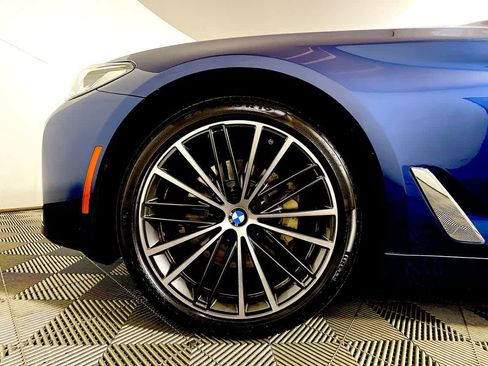 Certified 2023 BMW 530i xDrive 530i xDrive w/ Premium Package image 8