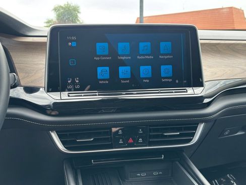 Used 2026 Volkswagen Atlas SE AWD/4WD image 17