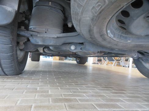 Used 2017 Toyota Sequoia Platinum RWD image 91