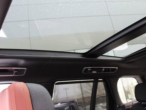 New 2026 Land Rover Range Rover SV image 20