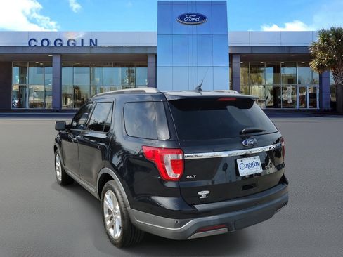 Certified 2019 Ford Explorer XLT w/ Equipment Group 202A image 2