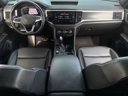 Used 2021 Volkswagen Atlas Cross Sport SEL R-Line w/ Cross Sport MDO Package image 9