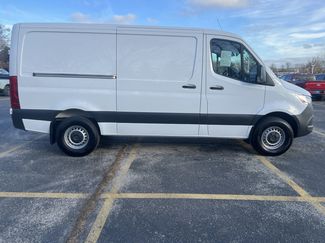 Used 2023 Mercedes-Benz Sprinter 144 Cargo video 2